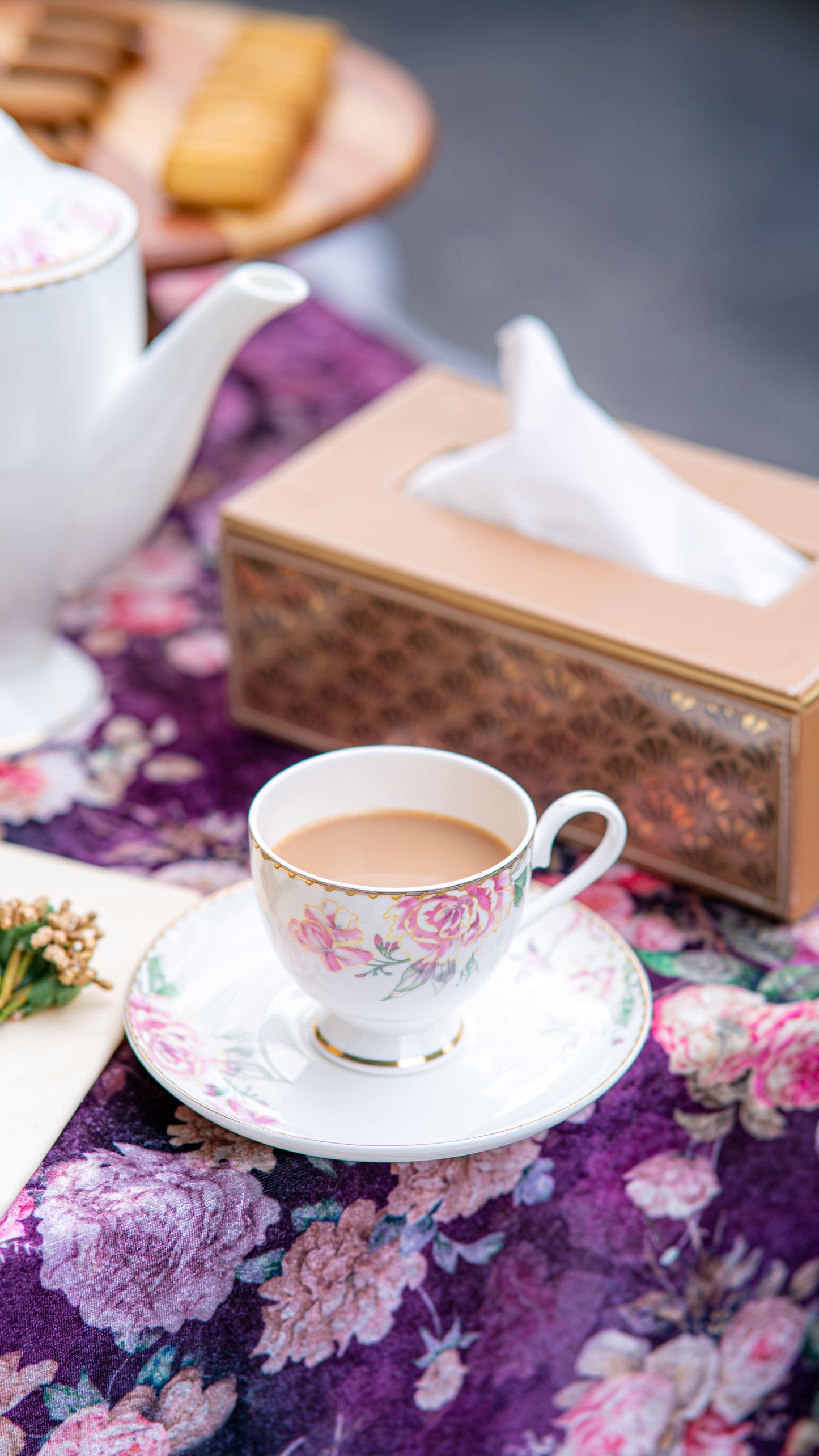 Imperial Grand Tea Service | 17 Pieces
