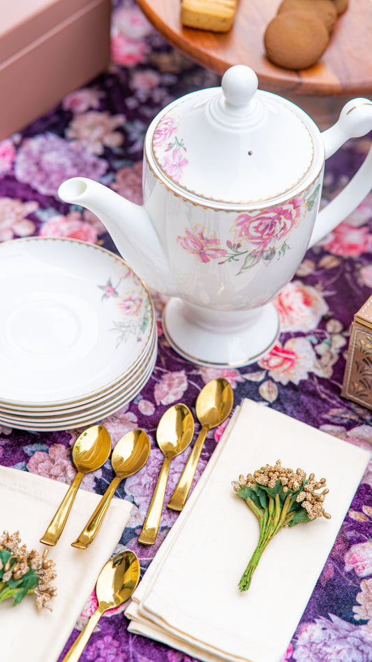 Imperial Grand Tea Service | 17 Pieces