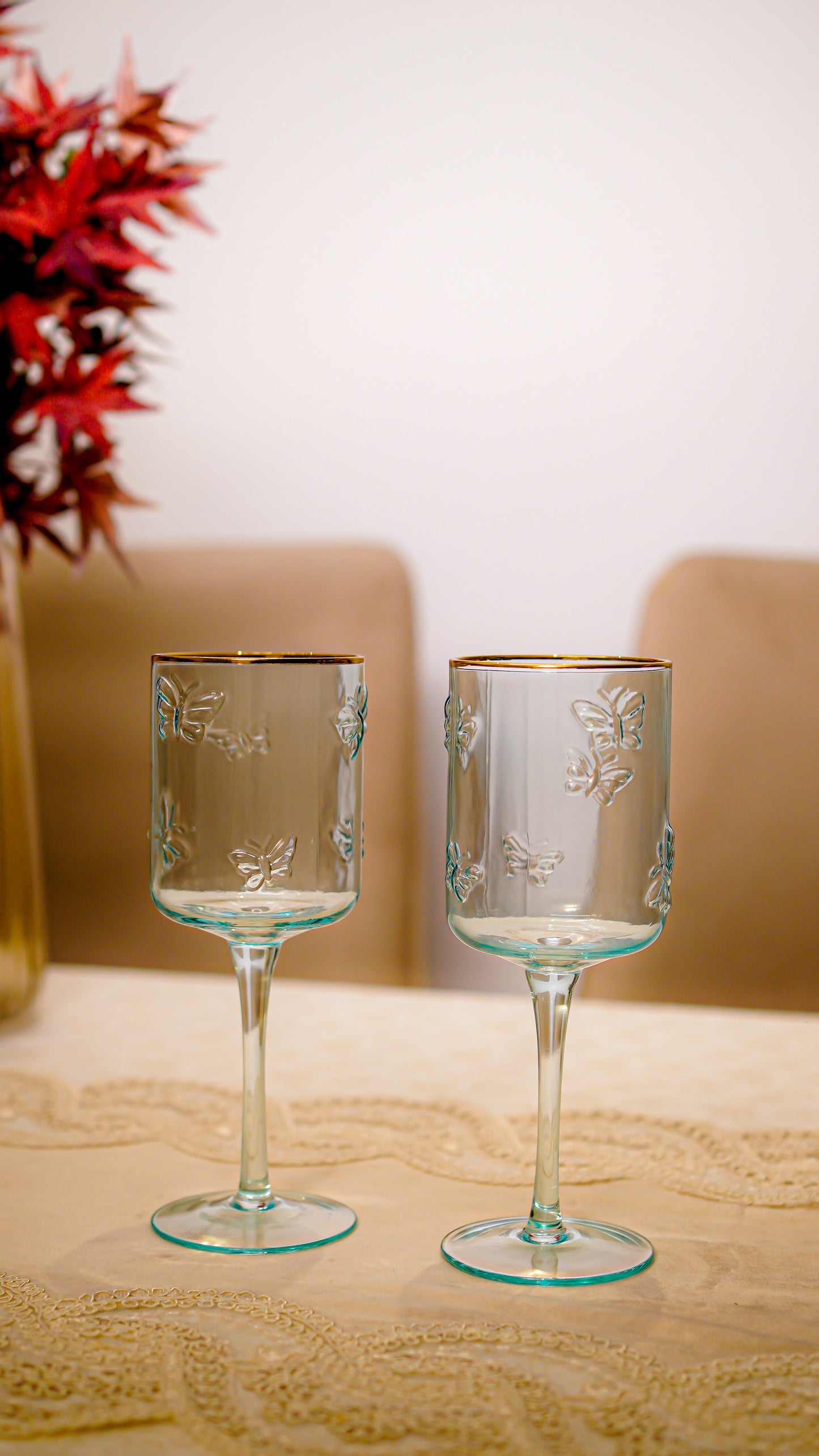 Butterfly Embossed Wine Glass Set (6-Piece)
