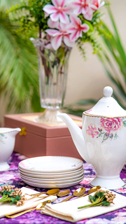 Imperial Grand Tea Service | 17 Pieces