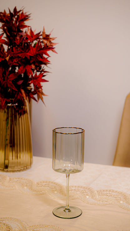 Scalloped Ribbed Wine Glass Set (6-Piece)
