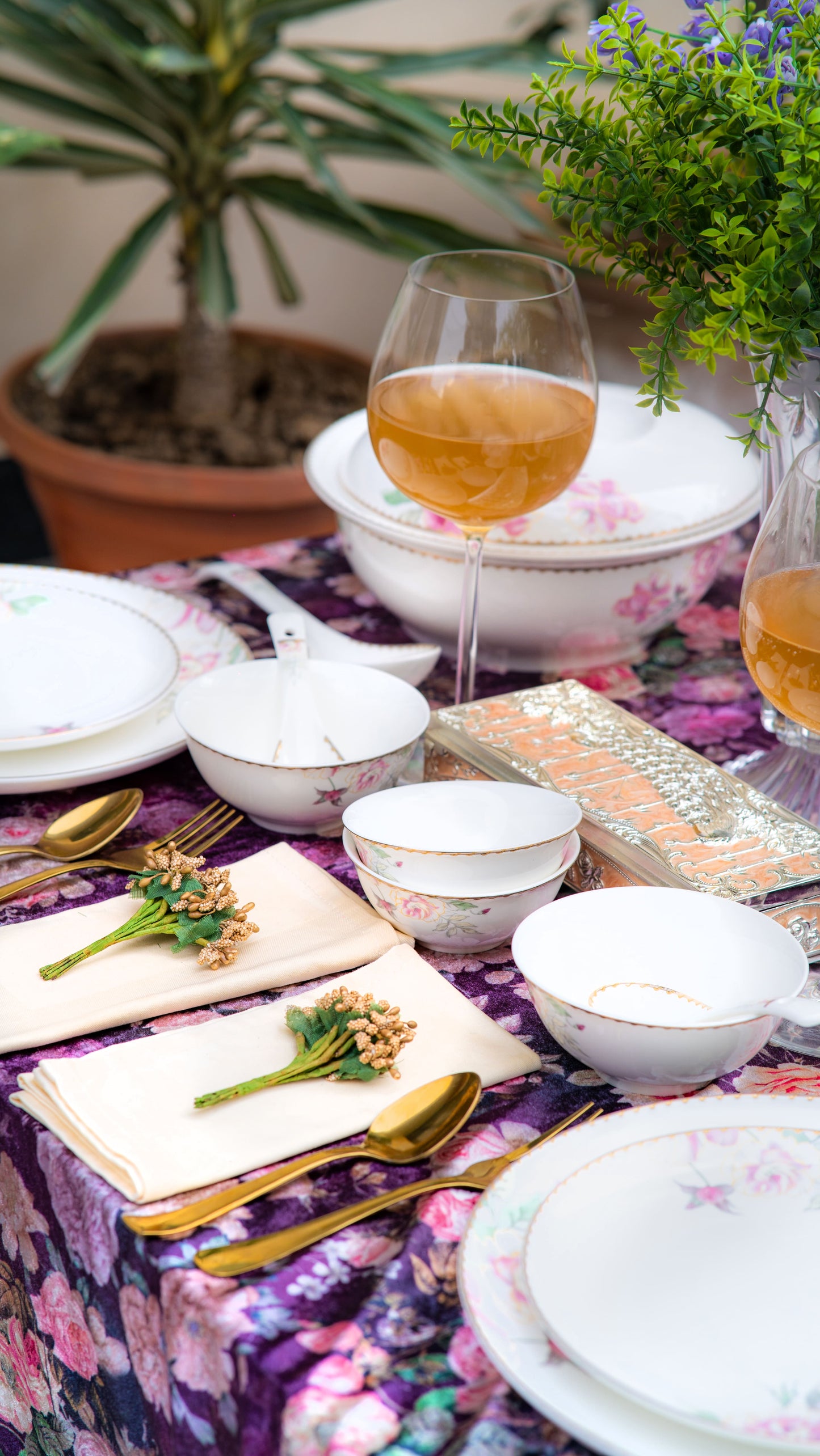 Blush Petal Dinner Set | 39 Pieces
